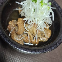 เอ็นเนื้อตุ๋นซอสพอนซึ