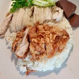 ข้าวมันไก่ต้ม+ไก่ทอด