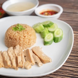 ข้าวมันไก่นุ่มเจ Tender Hainanese chickenless rice