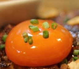 ไข่ดอง ฟองนี้มีไว้สำหรับคนเท่ห์