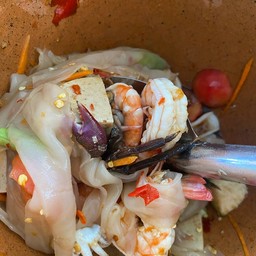 ตำเส้นใหญ่รวมมิตร