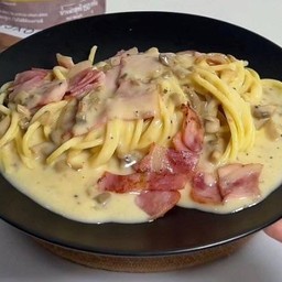 พาสต้าทรัฟเฟิลครีมเบค่อน