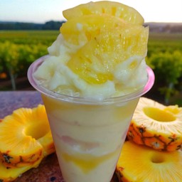 สัปปะรดปั่น