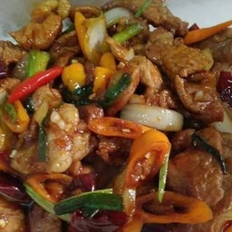 ร้านกะเพราพริกแห้งดีไหม