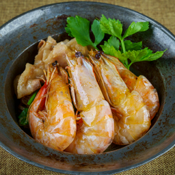 กุ้งอบวุ้นเส้น