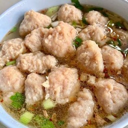 ก๋วยเตี๋ยวหมูเด้งน้ำใส หมูเด้งจุกๆๆบึ้มๆ