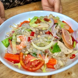 ยำเส้นแก้วทะเล