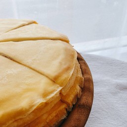 เครปเค้กนมสด(ซอสสตรอเบอรี่)