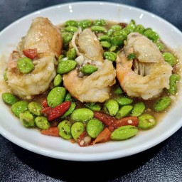 กุ้งแม่น้ำผัดสะตอ