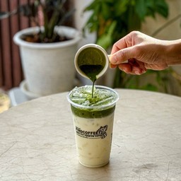 มัทฉะ ลาเต้ นมโอ๊ต