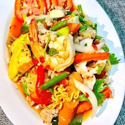 ร้าน  ยำชิมยัง