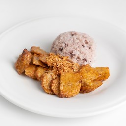 เทมเป้ผัดกระเทีียม garlic and pepper tempeh