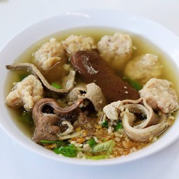 ต้มเลือดหมูพิเศษ