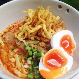 ข้้าวซอยไข่