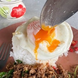 เจ๊ตุ๊-น้ำค้าง ข้าวราดแกง อาหารตามสั่ง