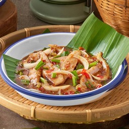 ยำคอหมูย่าง