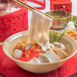 เส้นปลาเย็นตาโฟ