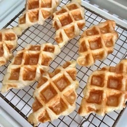ครอฟเฟิลหอม ชานัวส์ (croffle)