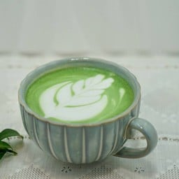 ชาเขียวนม ร้อน