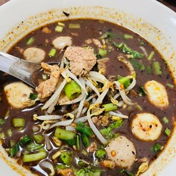 [อร่อยซ่ากับโค้ก] เกาเหลาหมู +  โค้ก ออริจินัล (ขวด)