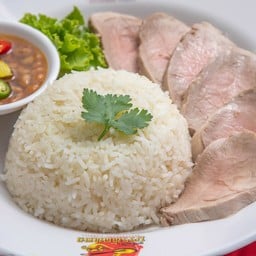 ข้าวหมูสันในยำเต้าเจี้ยว