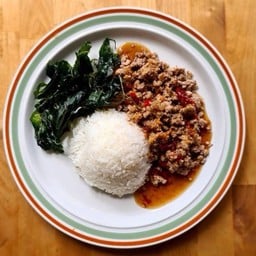 ข้าวกะเพราเนื้อสับ stir fried Thai basil with mincemeat(beef)