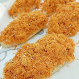 ขนมปังไก่หยองรสหมาล่า 辣肉松面包