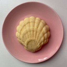 Shell Cake&Strawberry Cream