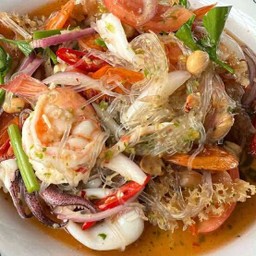 ยำวุ้นเส้นรวมมิตรทะเล เครื่องทะเลเน้นๆ