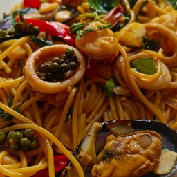 สปาเกตตี้ผัดขี้เมาทะเล