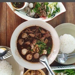 เกาเหลารวมหมูเนื้อ