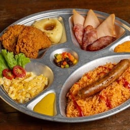 ข้าวผัดเมกันไก่ทอด