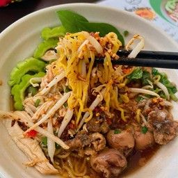 ก๋วยเตี๋ยวไก่มะระ(ตีนอย่างเดียว)