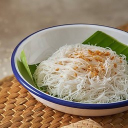 เส้นหมี่ลวก