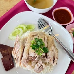 ข้าวมันไก่ต้ม(พิเศษ)