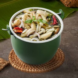 แกงเห็ด 3 อย่าง (ใส่ปลาร้า)