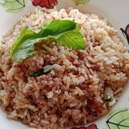 กะเพราคลุกข้าว