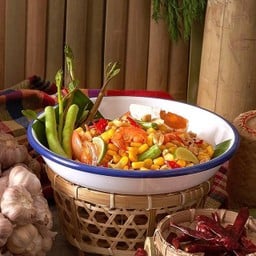 ส้มตำข้าวโพดไข่เค็ม