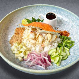 ข้าวยำขยำปู มะม่วงดอง น้ำปลาร้าหวาน