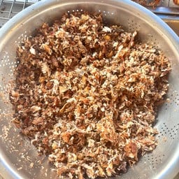 ไก่ทอดหาดใหญ่สี่แยกสะพานโรงเรียน ร.บ.(เจ้าเก่า)