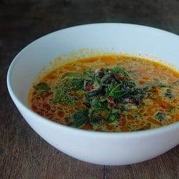 แกงคั่วหอยขม