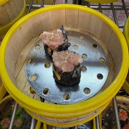 จีบชาโคลหมู