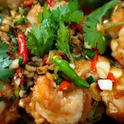 กุ้งคั่วพริกเกลือ