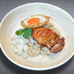 ข้าวผัดหอมไก่โอชา