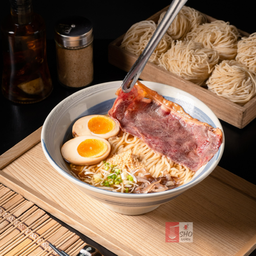 ราเมนโชยุชุปเนื้อสันนอก