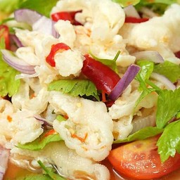 ยำตีนไก่