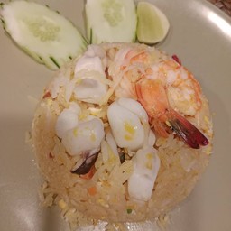 ข้าวผัดทะเล