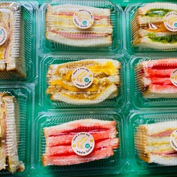 แซนวิชโบราณแยมสตอเบอรี่