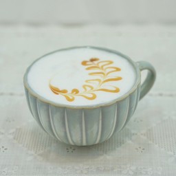 นมสดคาราเมลร้อน