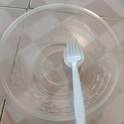 ถ้วยพลาสติก ช้อน สัอม